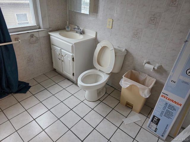 90 Medford Avenue, Patchogue, NY 11772