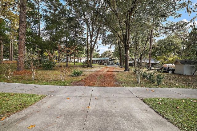 10303 SE SUNSET HARBOR ROAD, Summerfield, FL 34491