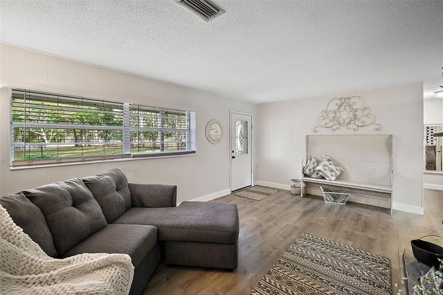 10303 SE SUNSET HARBOR ROAD, Summerfield, FL 34491