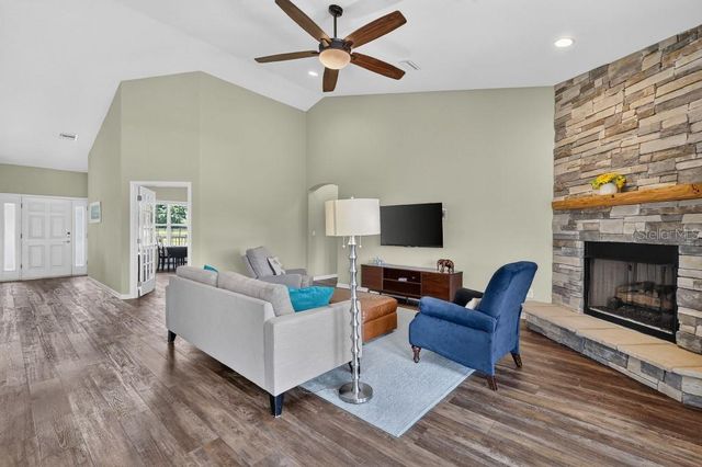 2556 NE 120TH STREET, Anthony, FL 32617