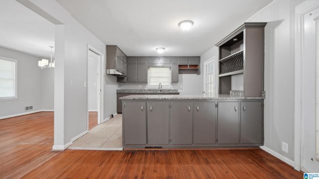 1501 2ND PLACE NW, Center Point, AL 35215