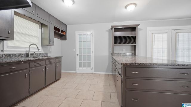 1501 2ND PLACE NW, Center Point, AL 35215
