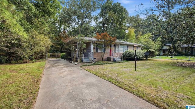 1501 2ND PLACE NW, Center Point, AL 35215