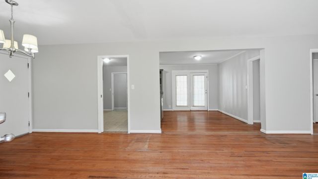 1501 2ND PLACE NW, Center Point, AL 35215