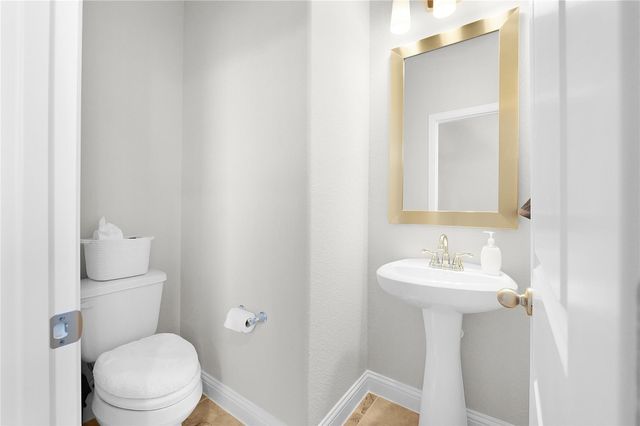 10303 Mesa Drive, Iowa Colony, TX 77583