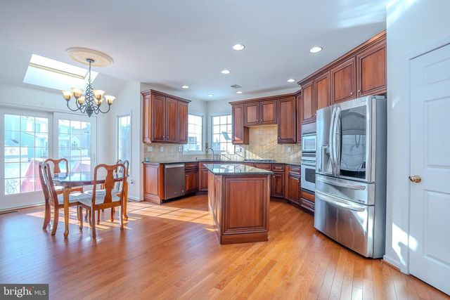 62 GREYLYNNE DR, Princeton, NJ 08540