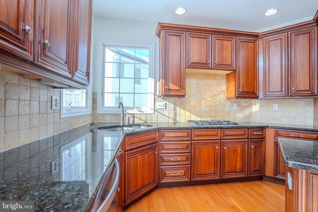 62 GREYLYNNE DR, Princeton, NJ 08540