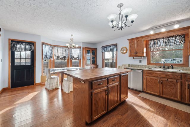 6949 Highway 41N, Cedar Hill, TN 37032