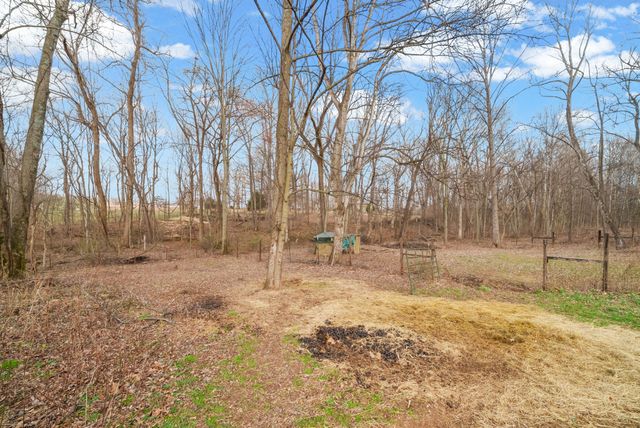 6949 Highway 41N, Cedar Hill, TN 37032