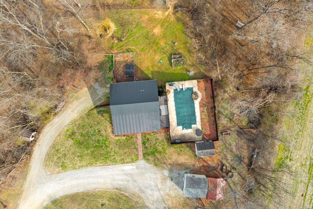 6949 Highway 41N, Cedar Hill, TN 37032