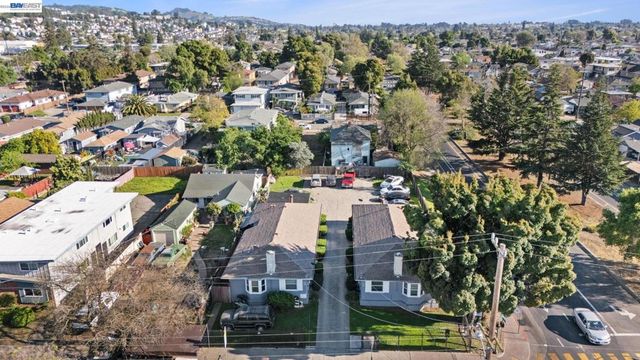 2218 82Nd Ave, Oakland, CA 94605