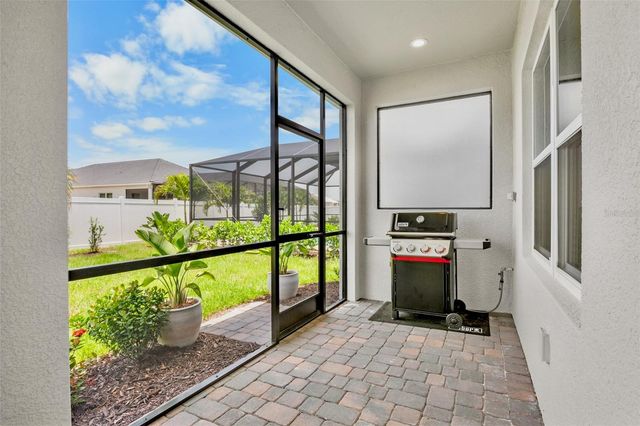 8091 ANTHIRIUM LOOP, Sarasota, FL 34240