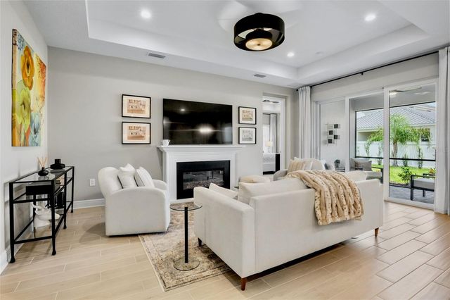 8091 ANTHIRIUM LOOP, Sarasota, FL 34240