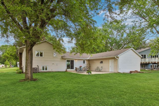 7743 Countryside Drive, Bloomington, MN 55438