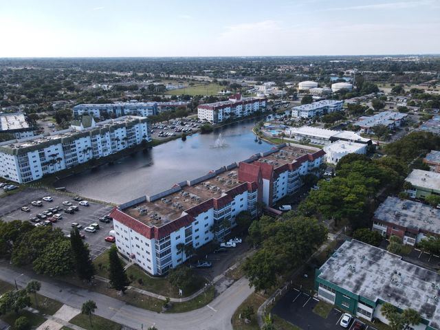 4751 NW 21st Street 303, Lauderhill, FL 33313