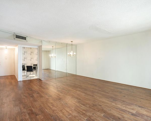 4751 NW 21st Street 303, Lauderhill, FL 33313