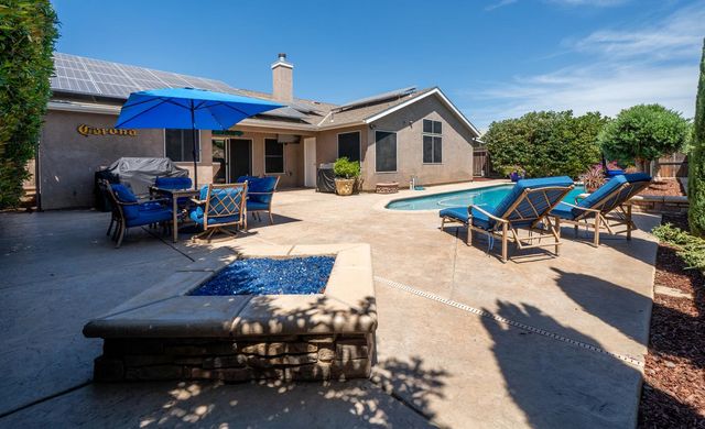 2232 Howard Street, Kingsburg, CA 93631