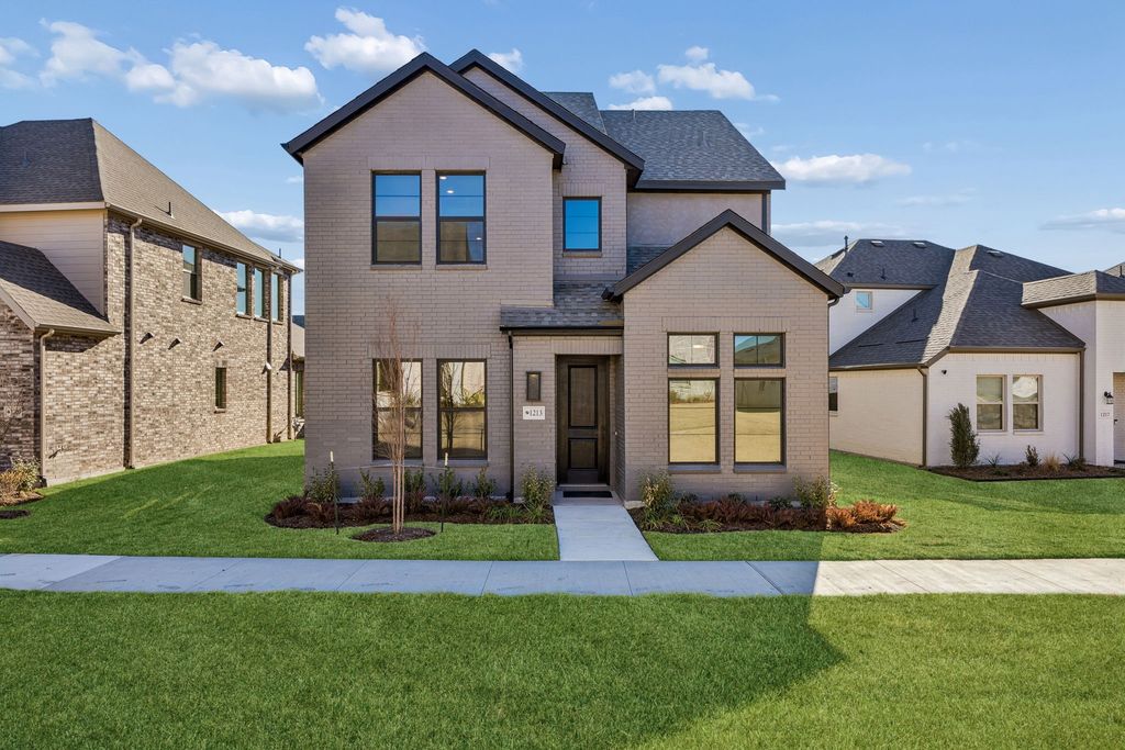 1213 Beebalm Mews, Celina, TX 75009