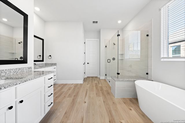 243 Wisteria View, Castroville, TX 78009