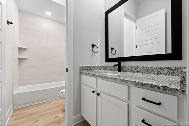 243 Wisteria View, Castroville, TX 78009