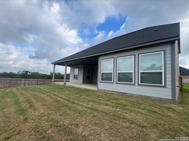 243 Wisteria View, Castroville, TX 78009