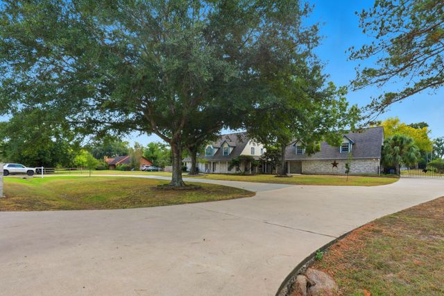 16211 Charolais Drive, Cypress, TX 77429