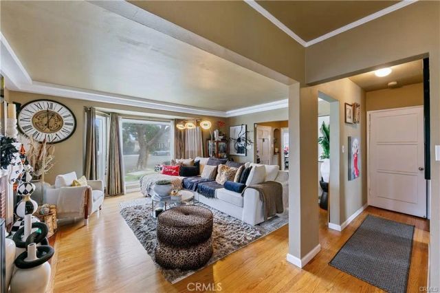 3907 Edgehill Drive, Leimert Park, CA 90008