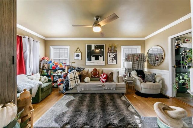 3907 Edgehill Drive, Leimert Park, CA 90008