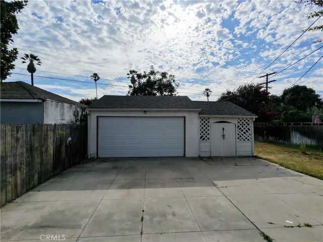 3907 Edgehill Drive, Leimert Park, CA 90008