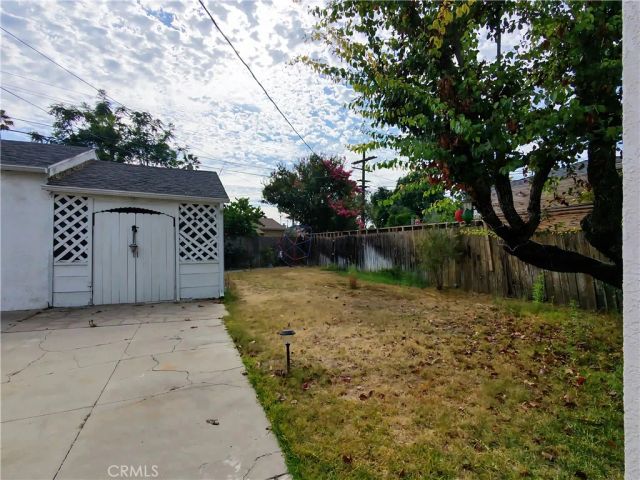 3907 Edgehill Drive, Leimert Park, CA 90008