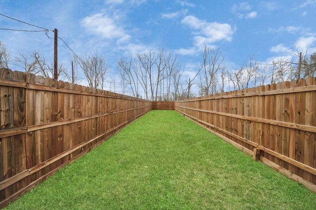 11610 Danford Lane B, Houston, TX 77016