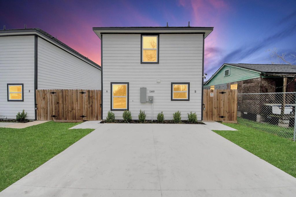 11610 Danford Lane B, Houston, TX 77016