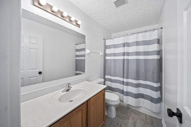 1468 Sotherby Crossing, Lewis Center, OH 43035