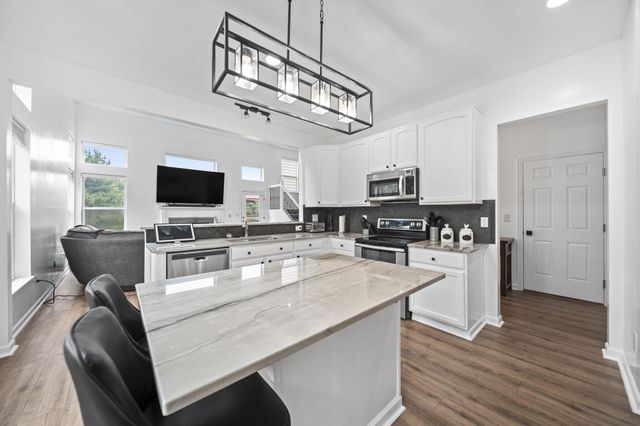 1468 Sotherby Crossing, Lewis Center, OH 43035
