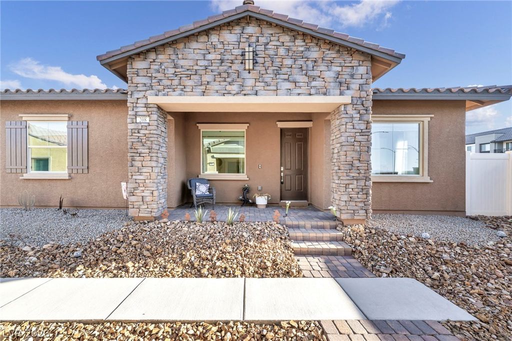 208 Bennett Pointe Avenue, Henderson, NV 89011 — photo 2