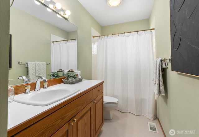 20528 NE Union Hill Road, Redmond, WA 98053