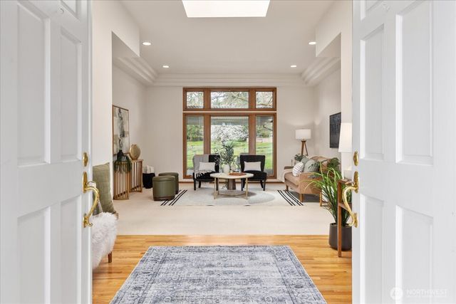 20528 NE Union Hill Road, Redmond, WA 98053