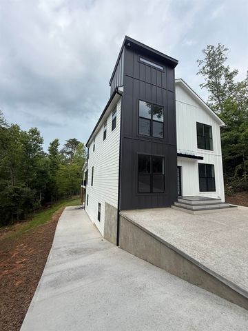 210 Stanley Drive, Greenville, SC 29611