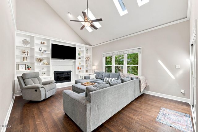 4220 Glen Erin Way, Raleigh, NC 27613