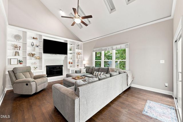 4220 Glen Erin Way, Raleigh, NC 27613