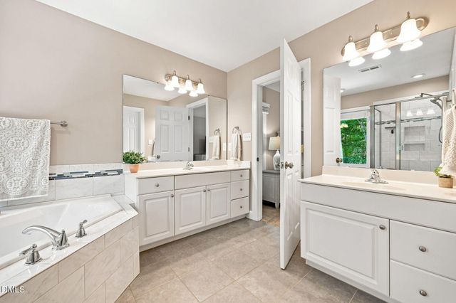 4220 Glen Erin Way, Raleigh, NC 27613