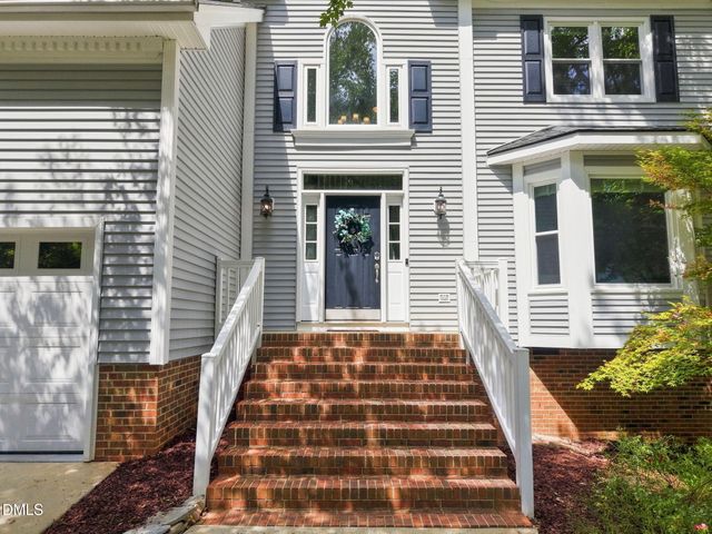 4220 Glen Erin Way, Raleigh, NC 27613