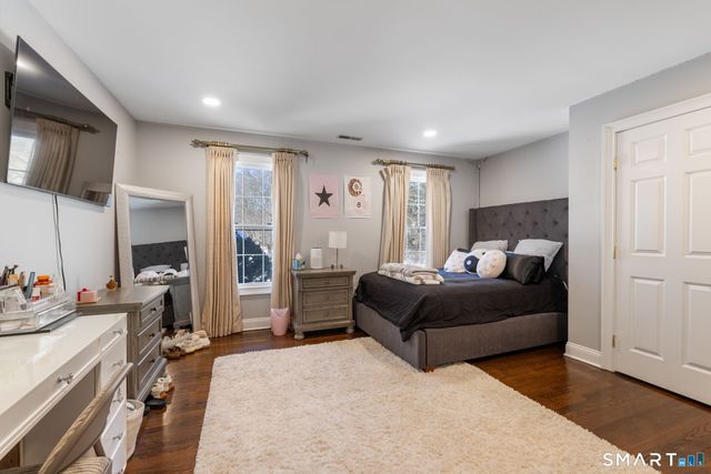 16 Robin Hood Lane, Easton, CT 06612