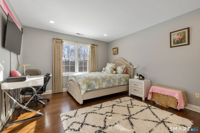 16 Robin Hood Lane, Easton, CT 06612