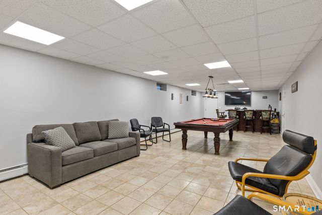 16 Robin Hood Lane, Easton, CT 06612