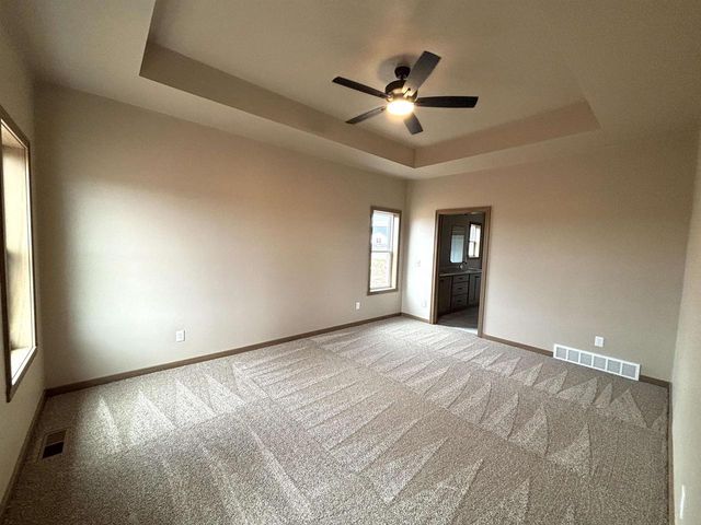 2647 LAWRENCE LANE, Neenah, WI 54956