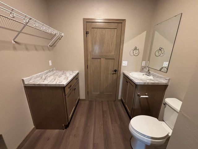 2647 LAWRENCE LANE, Neenah, WI 54956