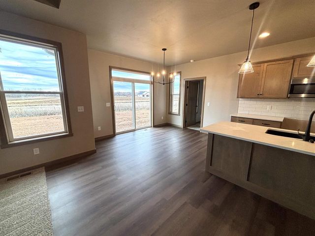 2647 LAWRENCE LANE, Neenah, WI 54956