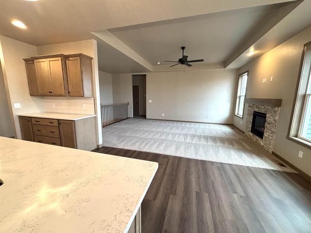 2647 LAWRENCE LANE, Neenah, WI 54956