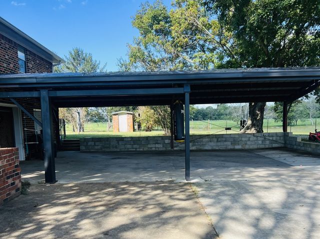 566 Clarence Finney Rd, Hillsboro, TN 37342